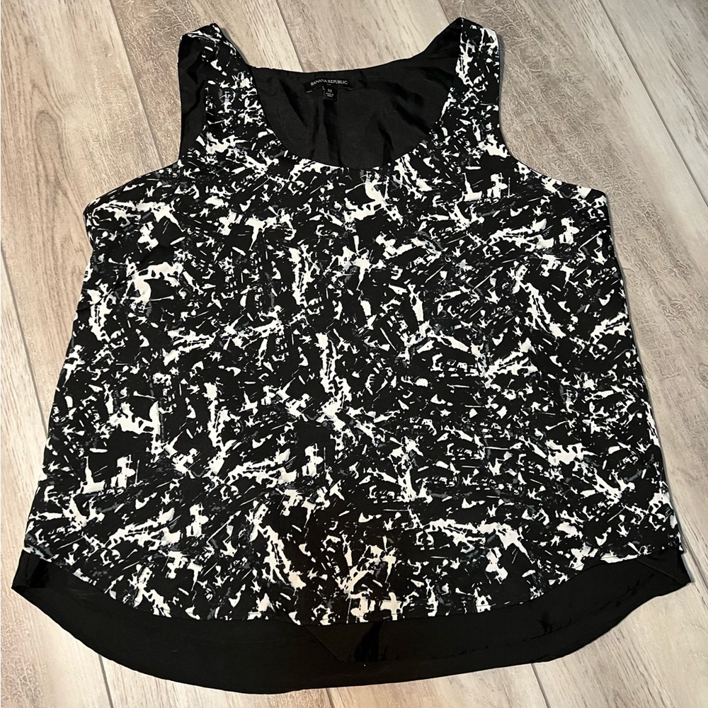 Banana Republic Sleeveless Top XL NWOT